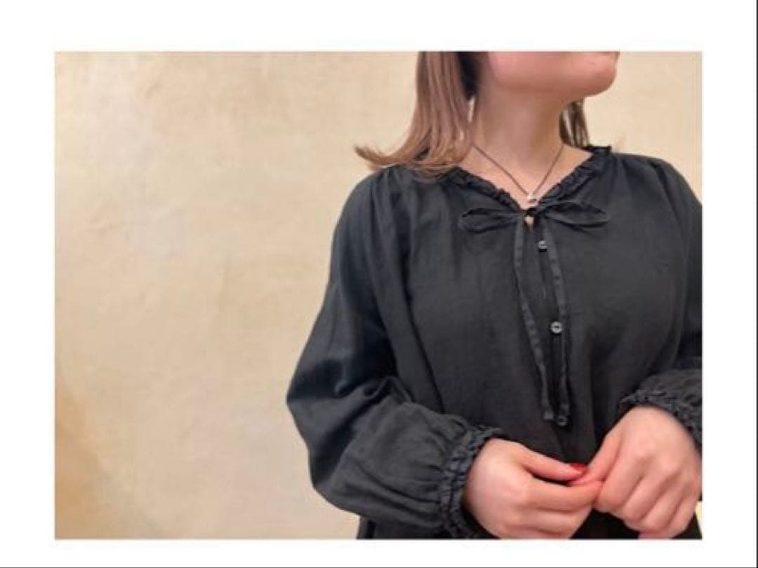 2024美品nest Robe リネンラミーフリルネックチュニック