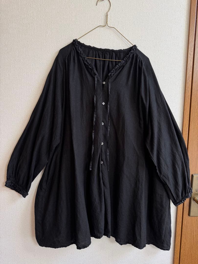 2024美品nest Robe リネンラミーフリルネックチュニック
