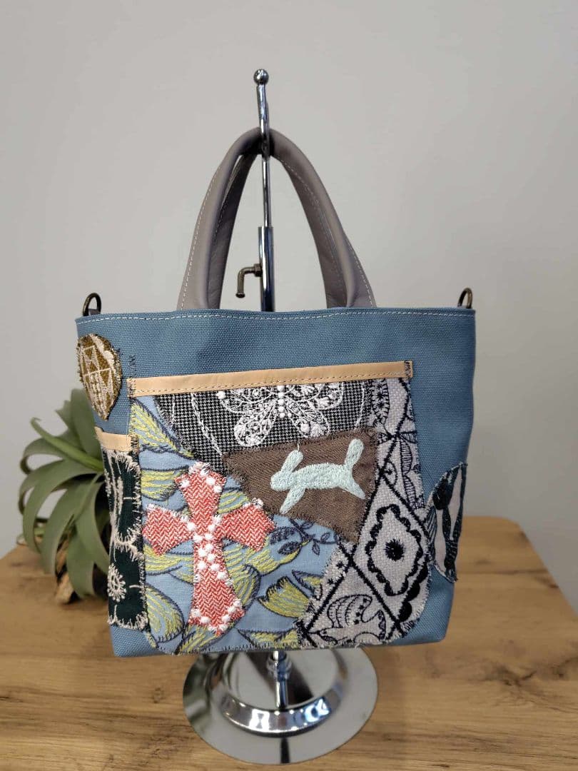 ミナペルホネン /タンバリンクロスカケラパッチ/しきりトートSサイズ/ブルー