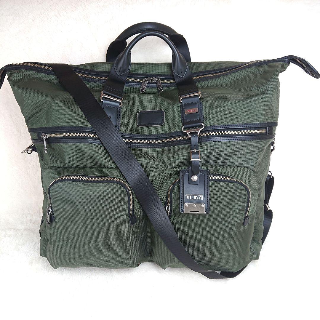 極美品✨ TUMI トゥミ ケスラー ラージダッフル ビジネスバッグ　カーキ