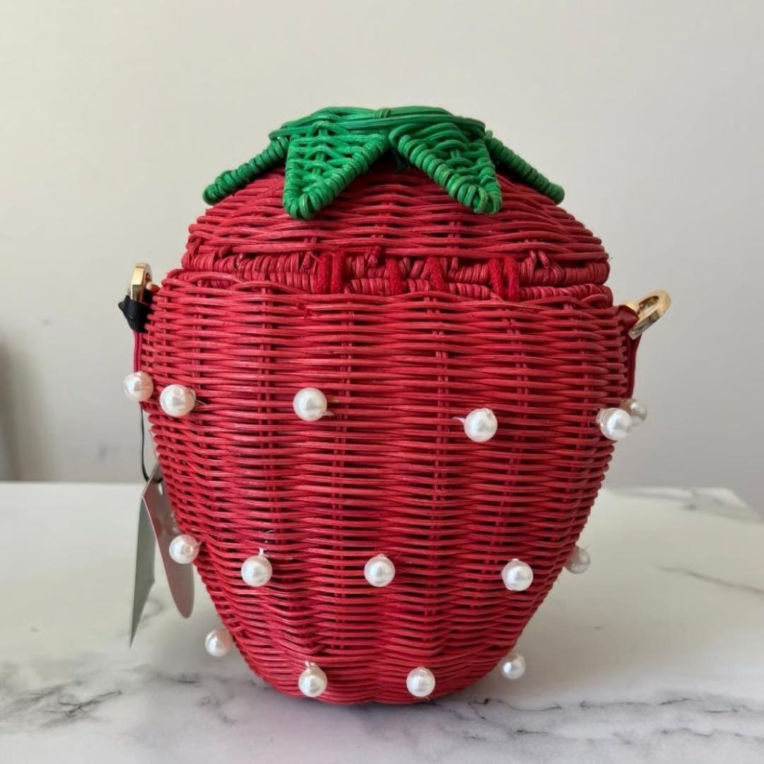 ケイトスペードターゲットコラボ完売品いちご　かごバッグ新品