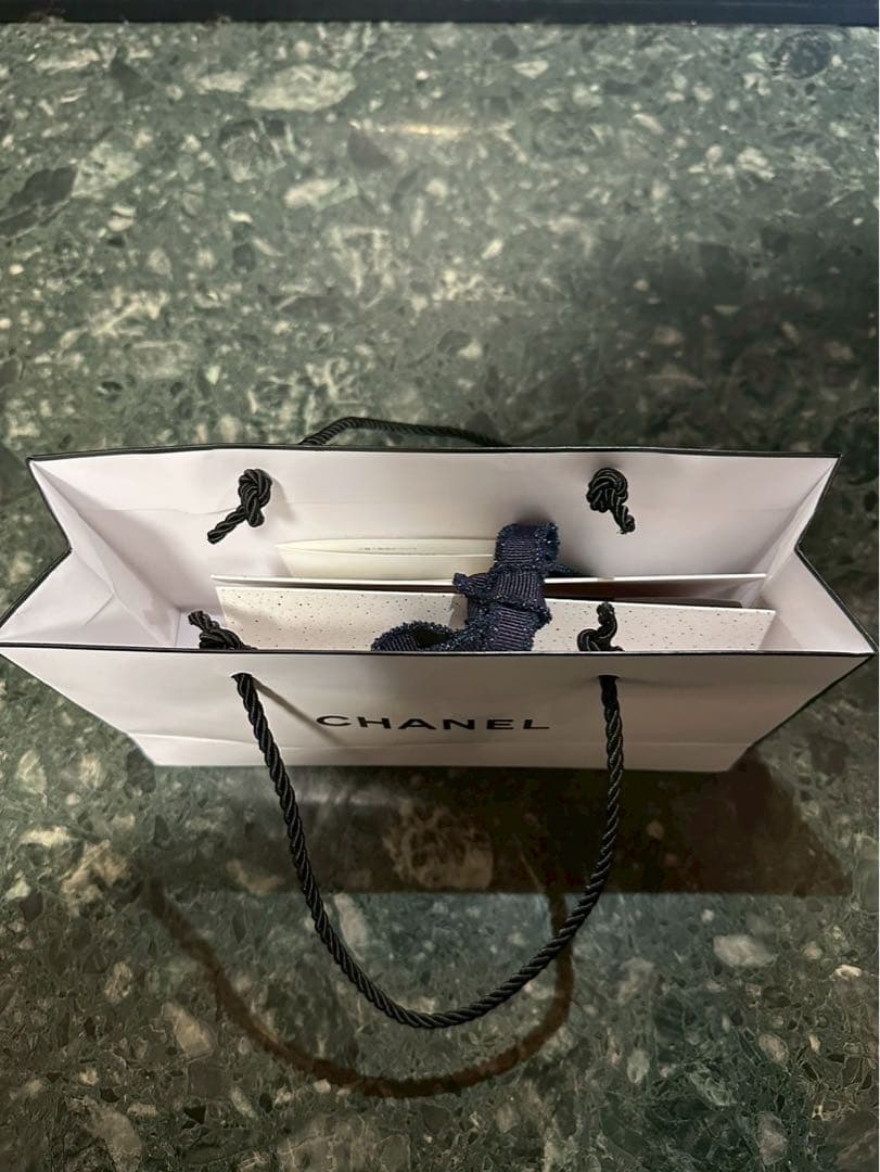 【定価11,880円】シャネル アイシャドウ 限定品