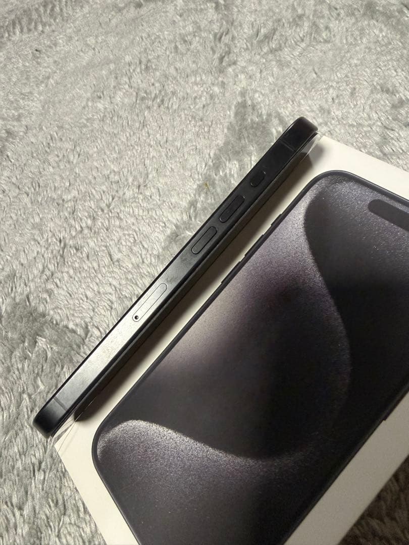 iPhone15Pro 256GB ブラックチタニウム