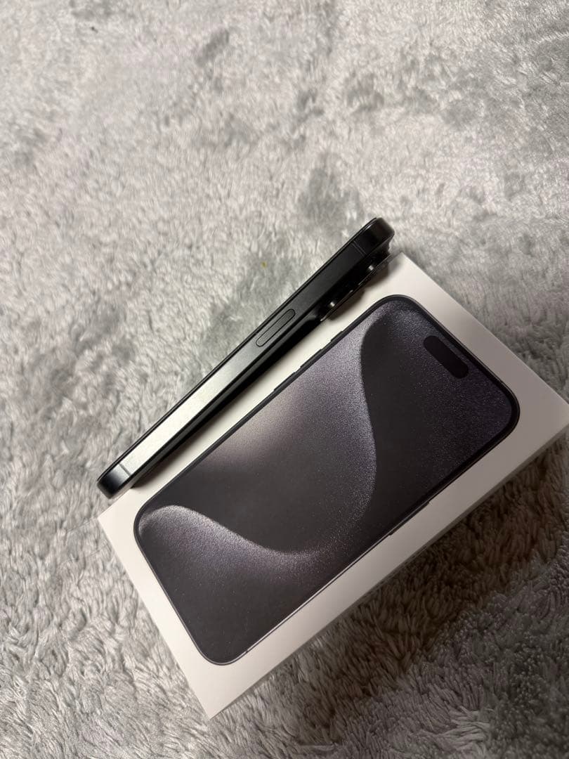 iPhone15Pro 256GB ブラックチタニウム