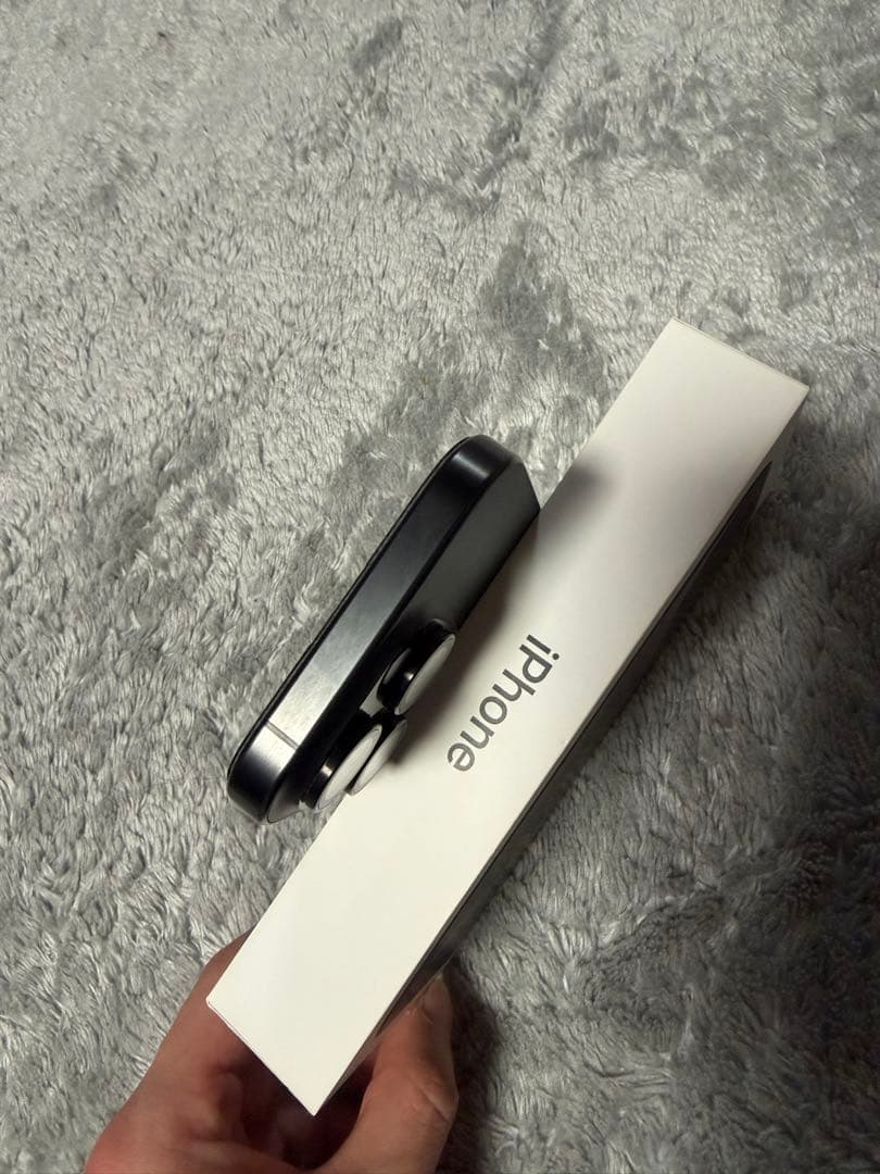 iPhone15Pro 256GB ブラックチタニウム