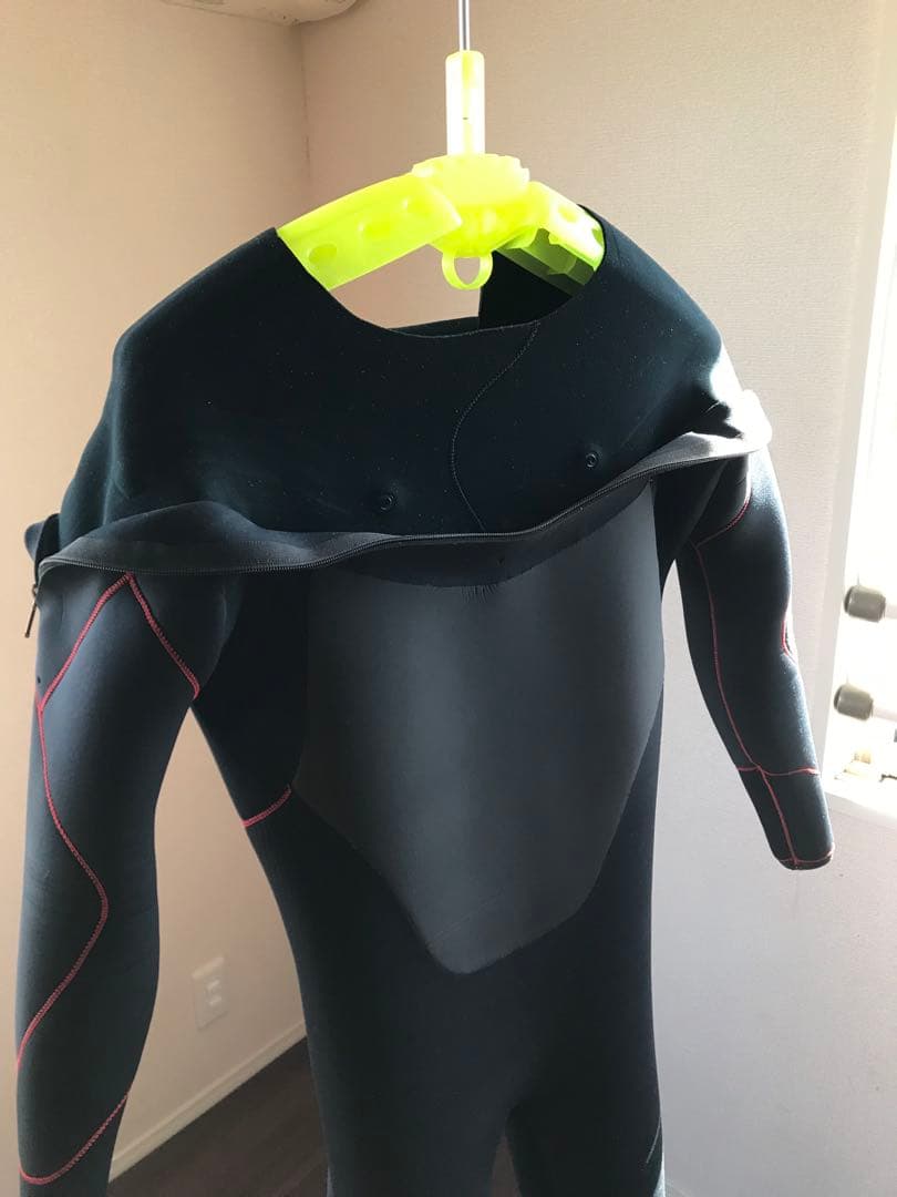セミドライウェットスーツ エアタイト
