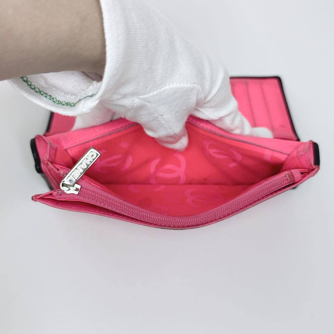 【人気商品】シャネル カンボンライン ココマーク 黒×ピンク 2つ折 長財布