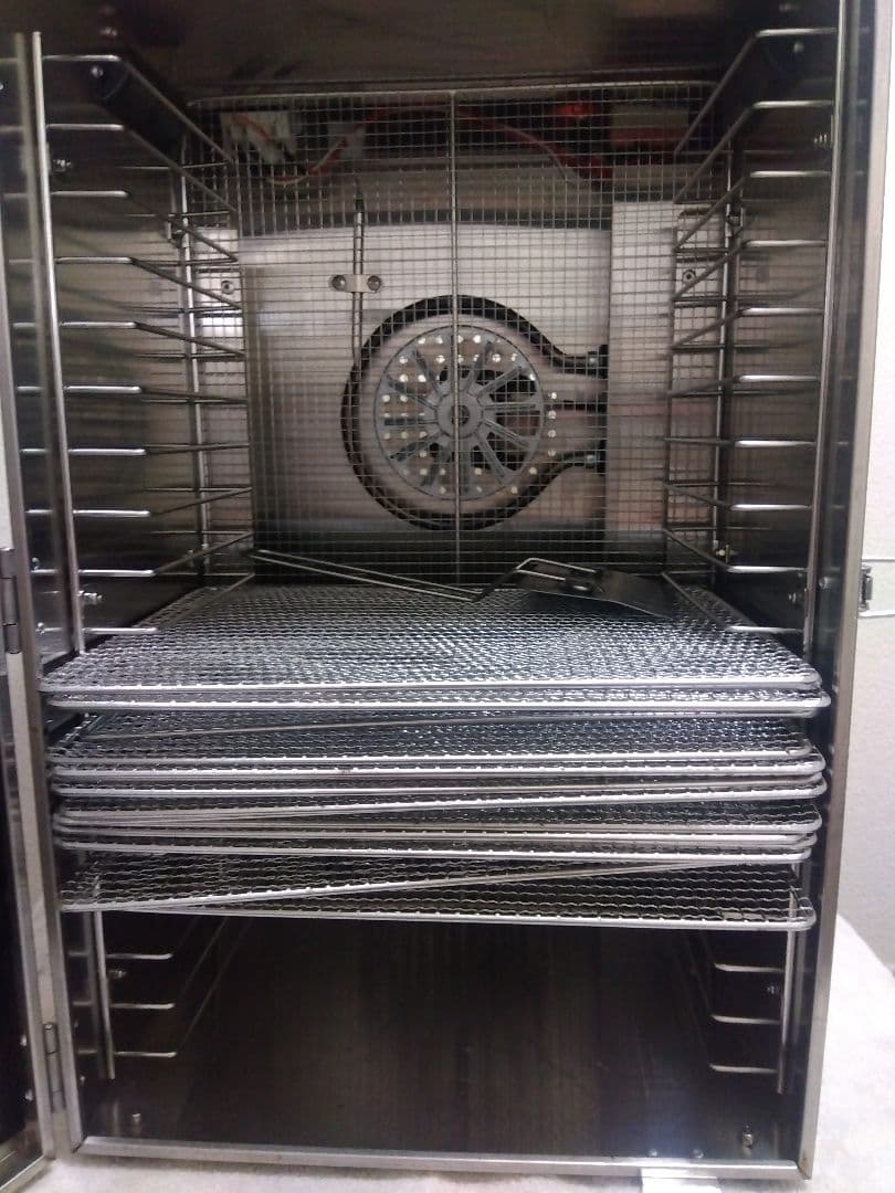 食品乾燥機　フードドライヤー 18段　温度設定可能