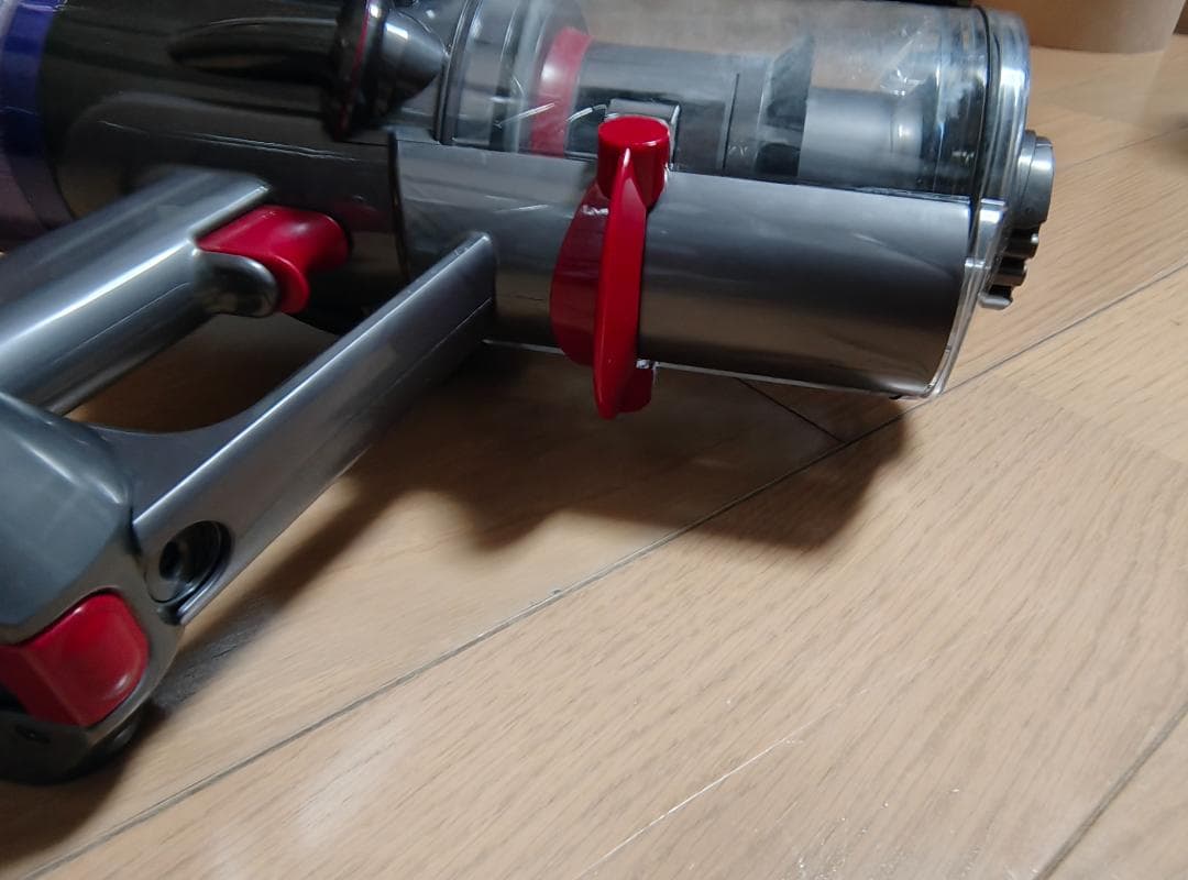 ダイソン★digital slim★SV18本体★バッテリー新品と同等3