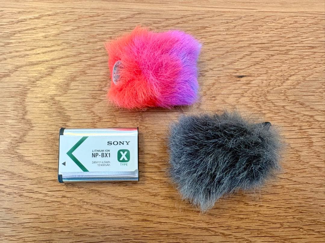 SONY ZV-1（木製ハンドル・外部マイク付）