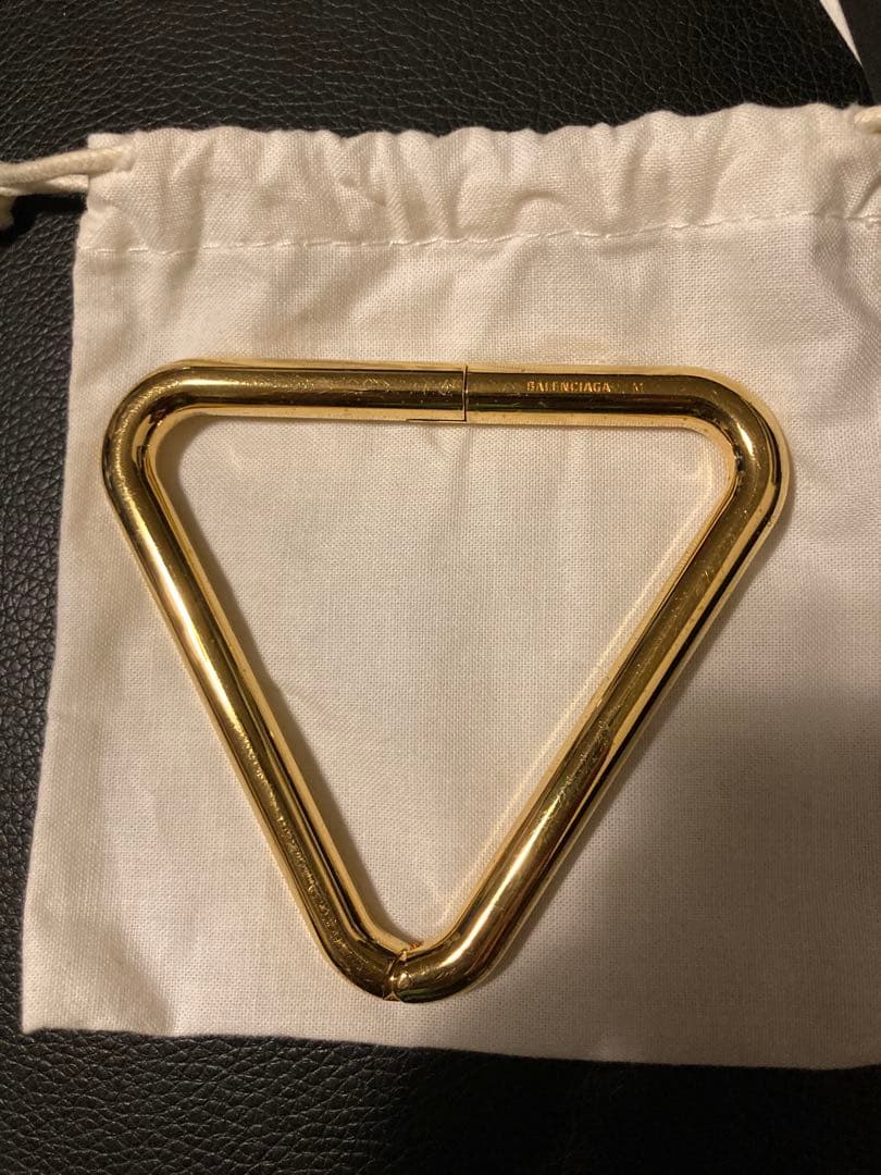 balenciaga トライアングル ブレス　ブレスレット　バングル　ゴールド