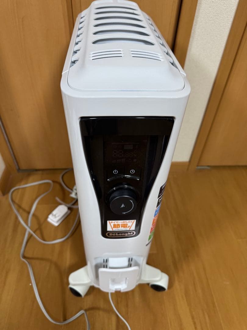 デロンギ　オイルヒーター　ユニカルド　RHJ65L0712