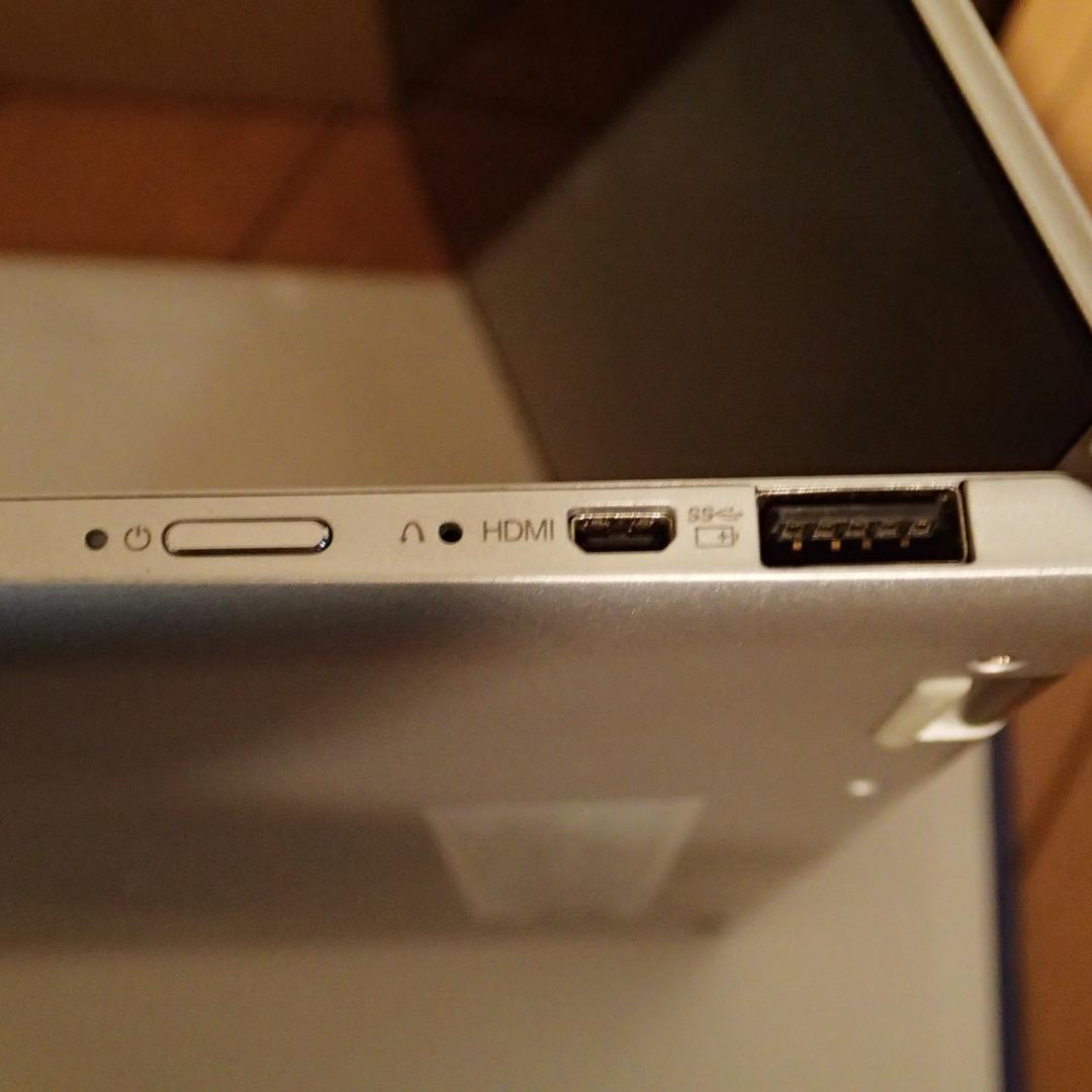 yoga 710 W11 SSD256G　officeコアi5/8Gおまけ多数