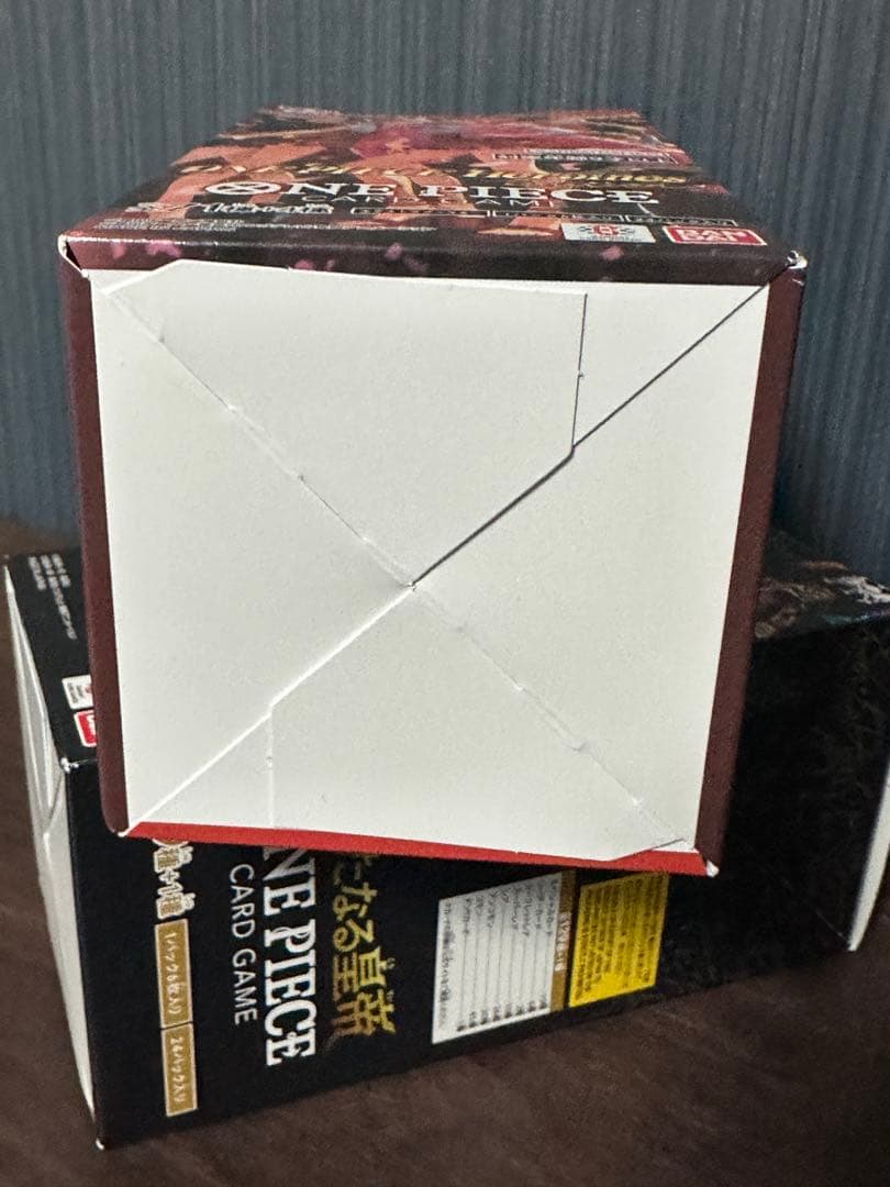 【新品未開封】ワンピースBOX 新たなる皇帝　Heroine's Edition