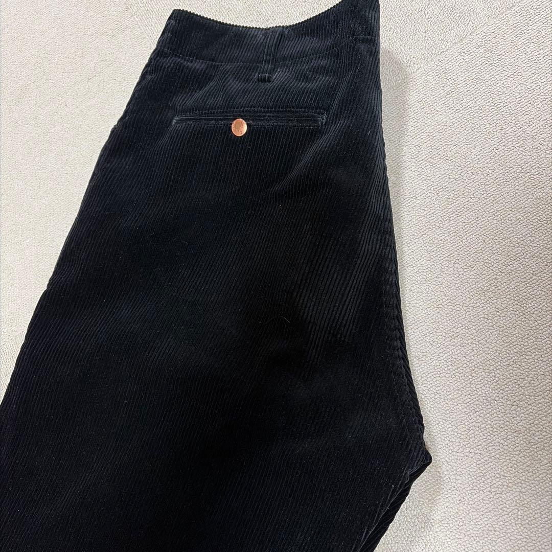 Comoli コーデュロイワークパンツ　3