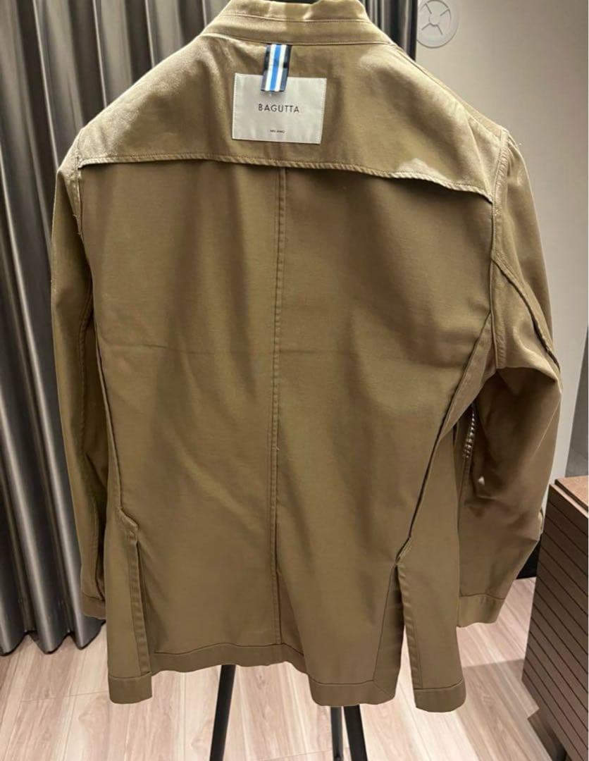 イタリア【極美品】BAGUTTA バグッタ ダブルブレストジャケット48