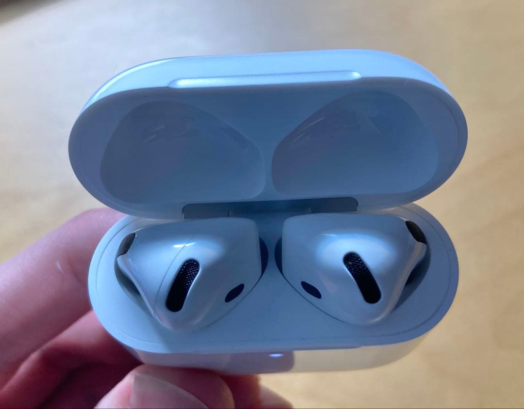 AirPods４ ANC(ノイズキャンセリング)搭載モデル