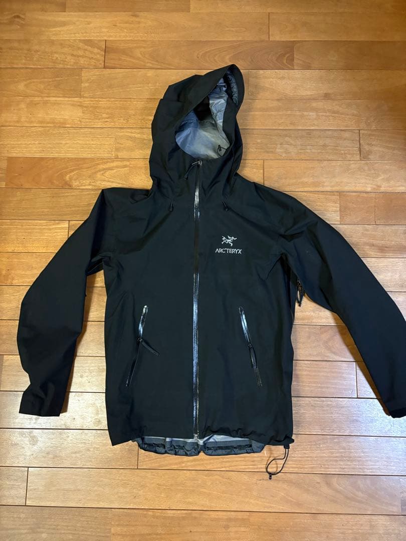 アークテリクス　ベータLT ジャケット　Mサイズ