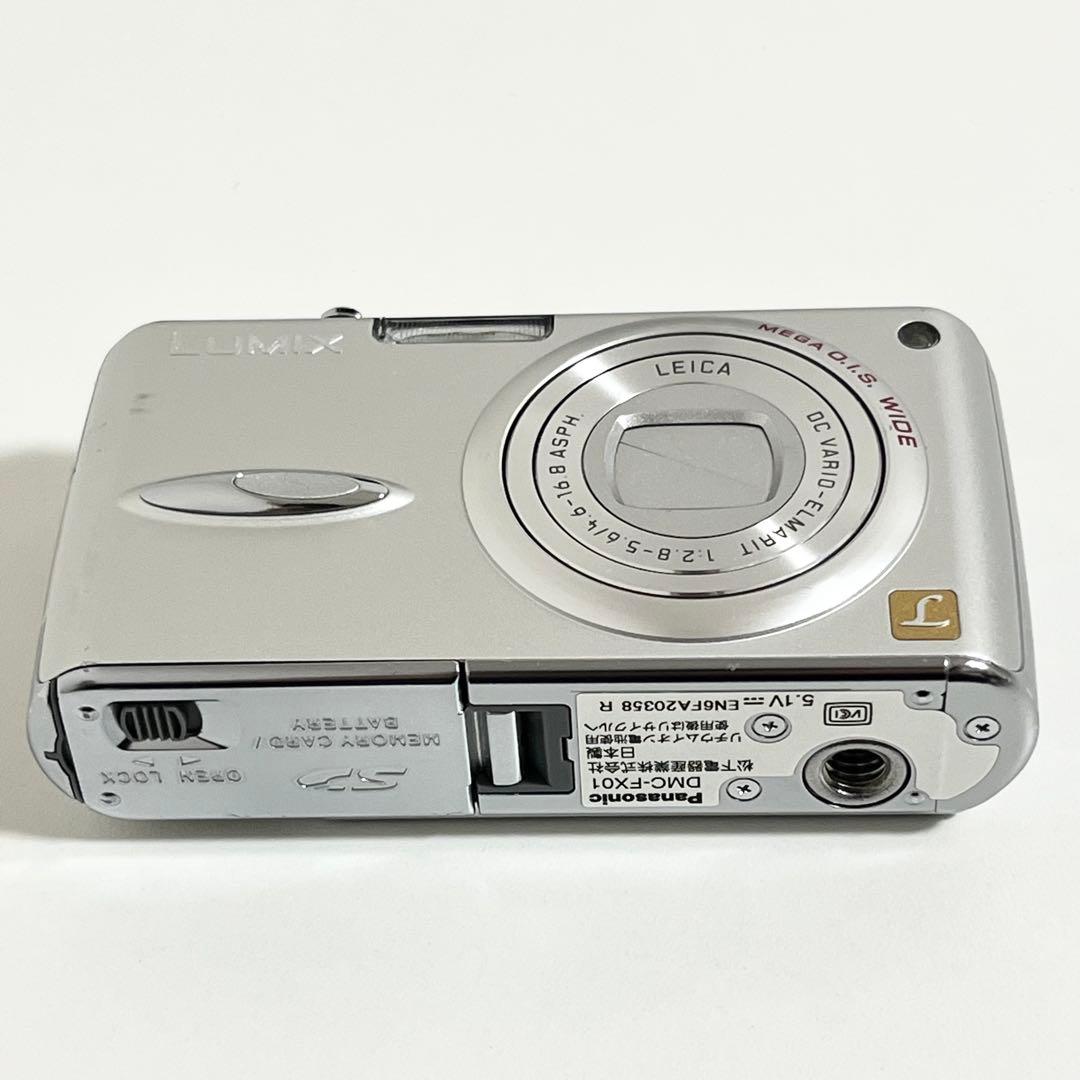 デジタルカメラ Panasonic LUMIX DMC-FX01
