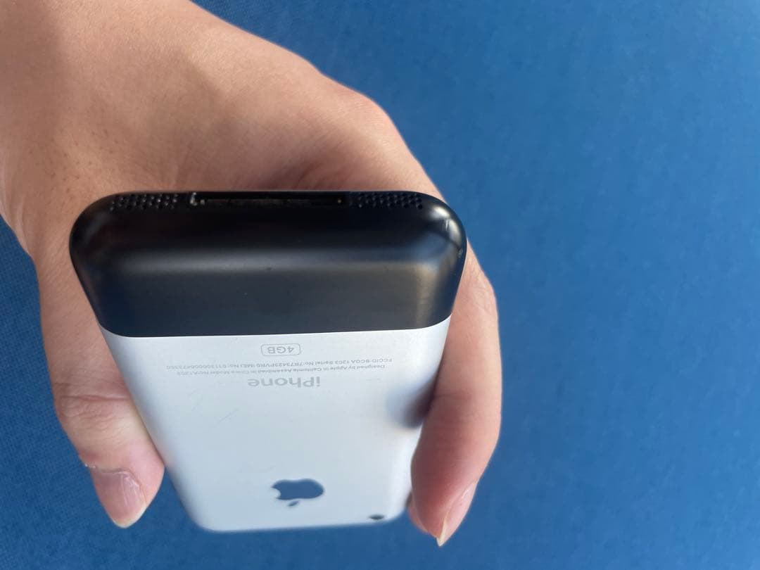iPhone 2G 日本未発売　4GB 美品　初代　第1世代