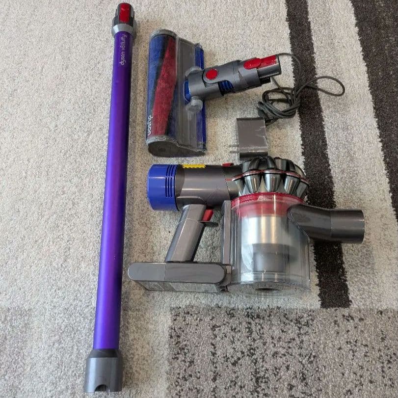 dyson ダイソン SV10 V8 コードレスクリーナー 掃除機