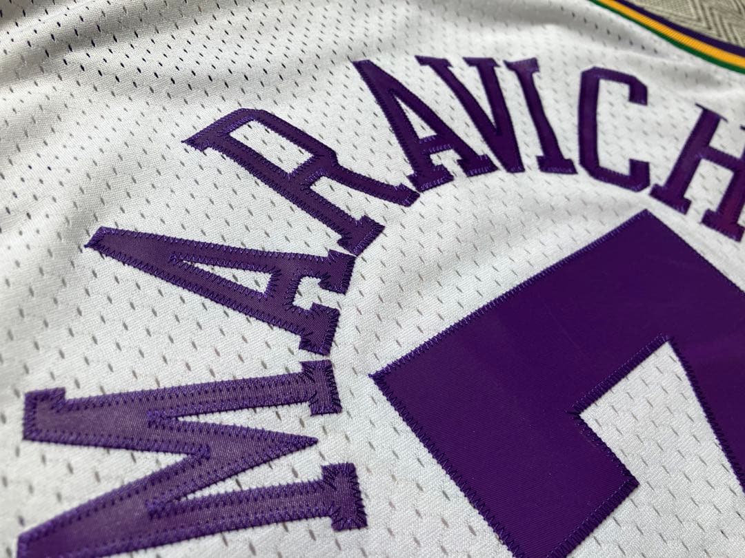【希少品】 NBA ピート・マラビッチ JAZZ　ジャズ　ユニフォーム　ピストル