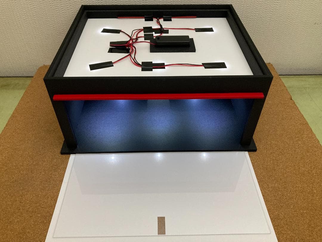 ミニカー専用ジオラマ：1/43 ショールームⅡ（吹き抜けタイプ）週末限定セール！