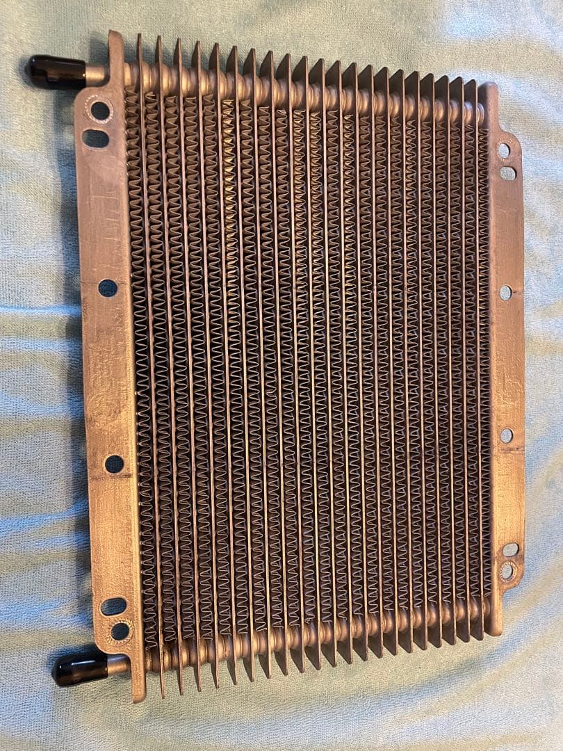 トヨタプラド150後期ディーゼル　トランスミッションオイルクーラー