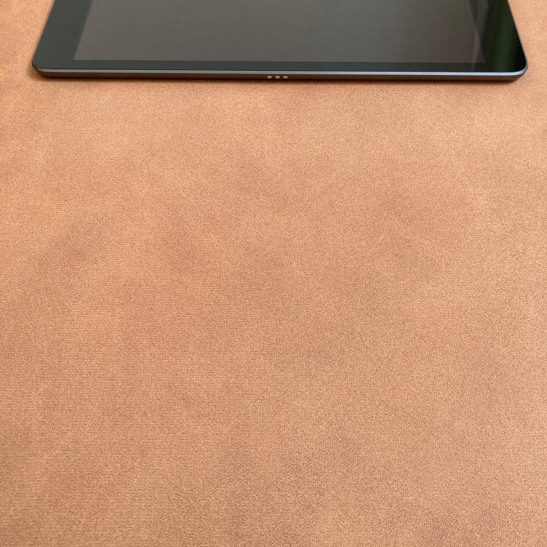 711 電池ほぼ新品☆比較的美品☆iPad7第7世代 32GB WIFIモデル☆