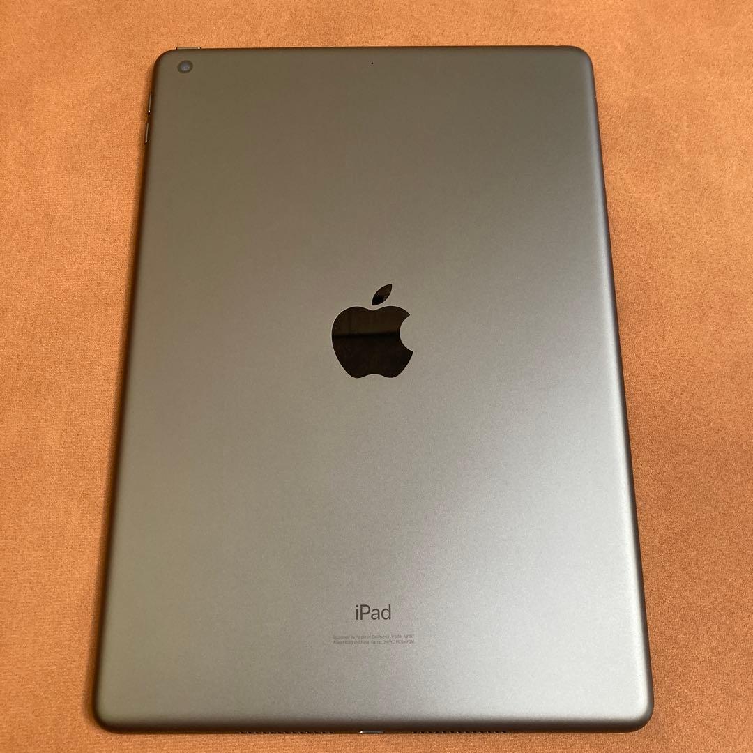 711 電池ほぼ新品☆比較的美品☆iPad7第7世代 32GB WIFIモデル☆