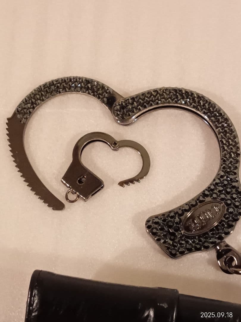 バッグ cuffz black l hand bag