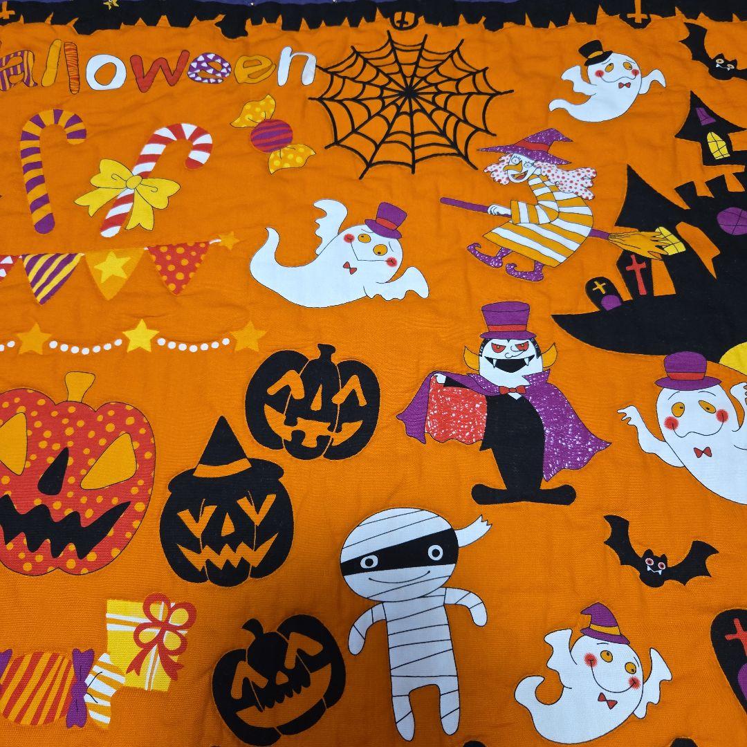 ハロウィンタペストリー