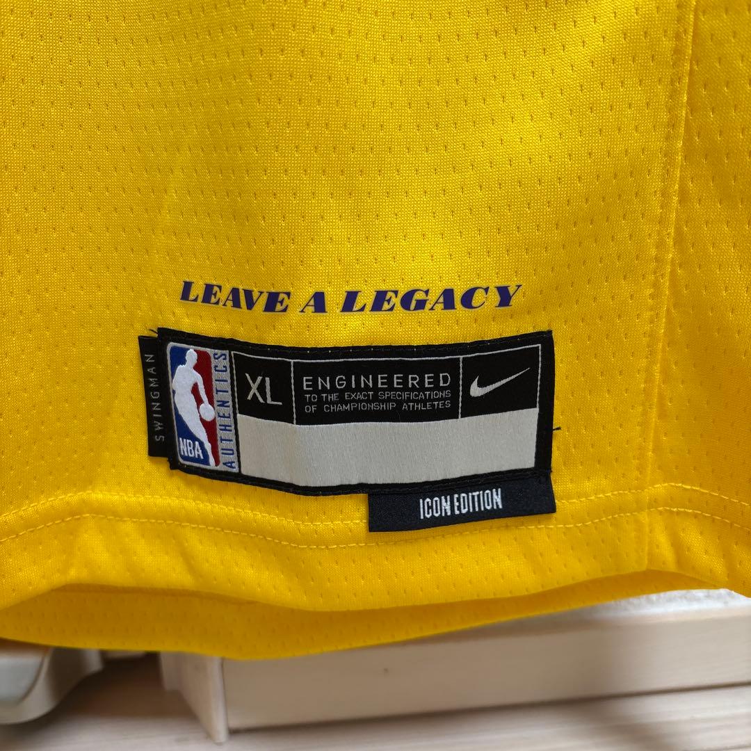 Nike Lakers ユニフォーム LeBron James 23