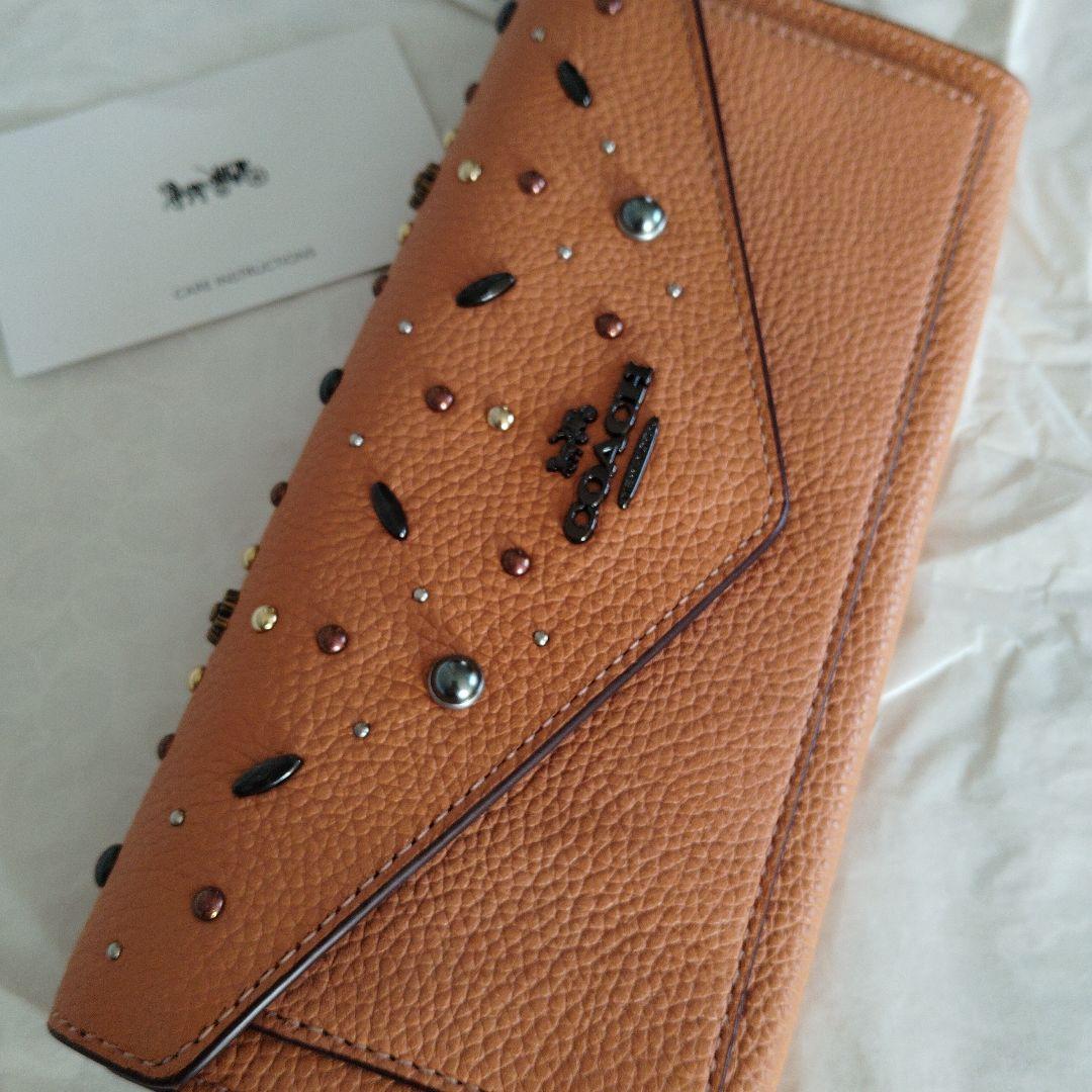 新品　COACH コーチ　ビジュー付き長財布