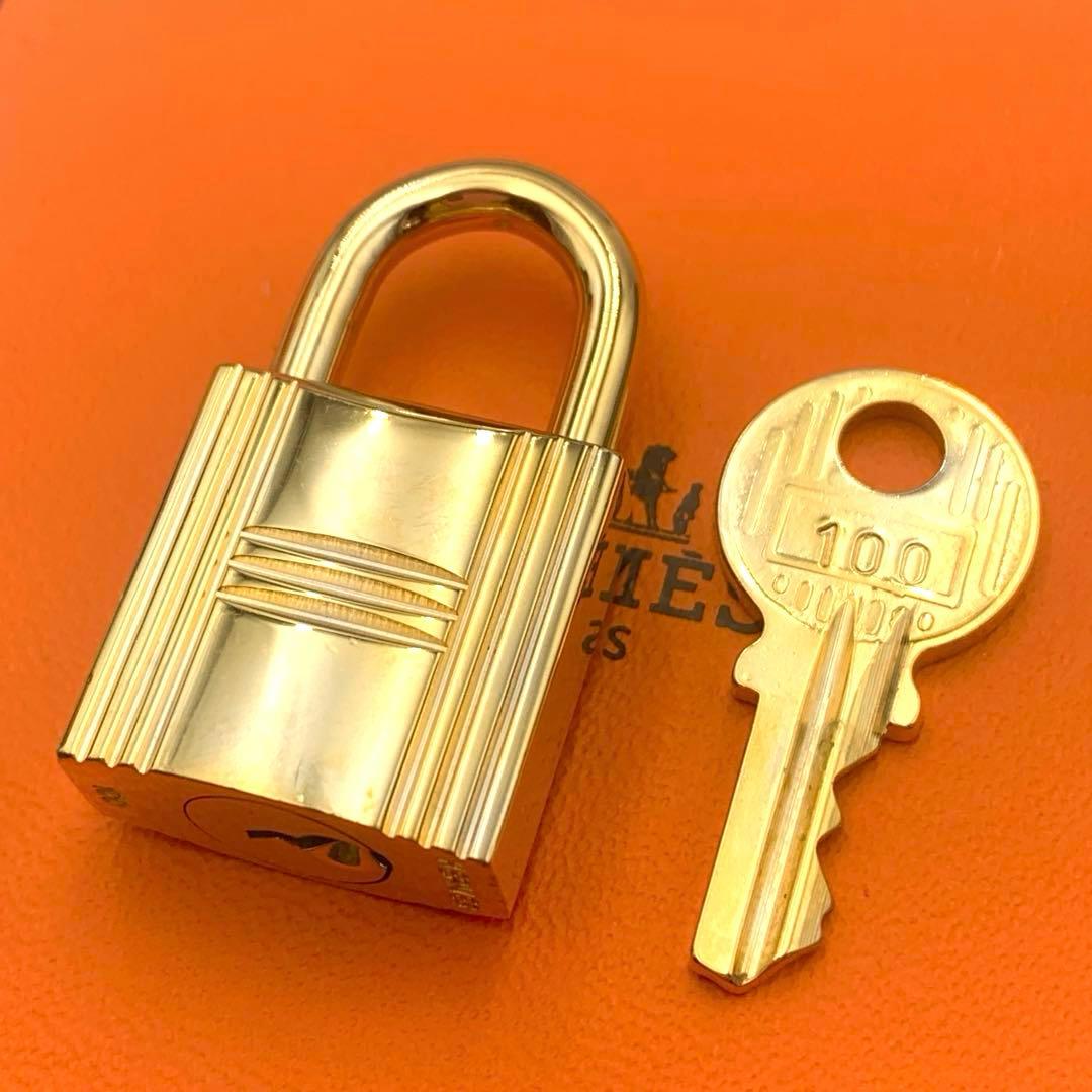 HERMES エルメス カデナ 100番 ゴールド 24Kメッキ 鍵付き 南京錠