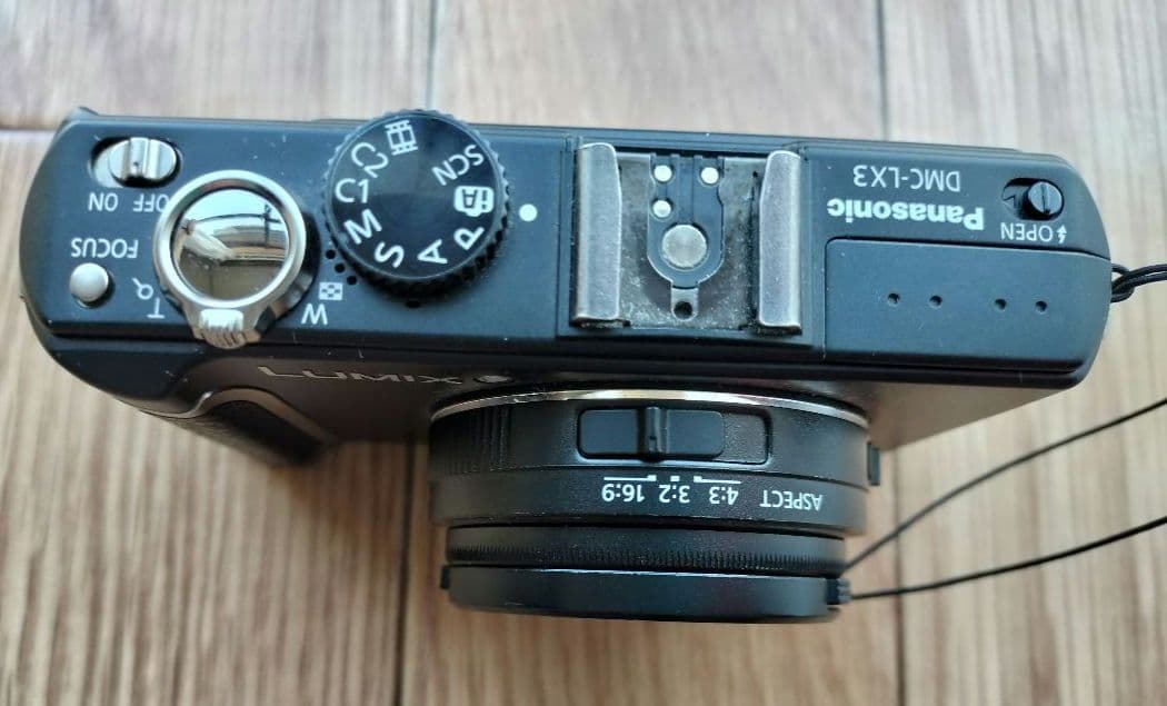 デジタルカメラLUMIX DMC-LX3 光学ファインダー付属