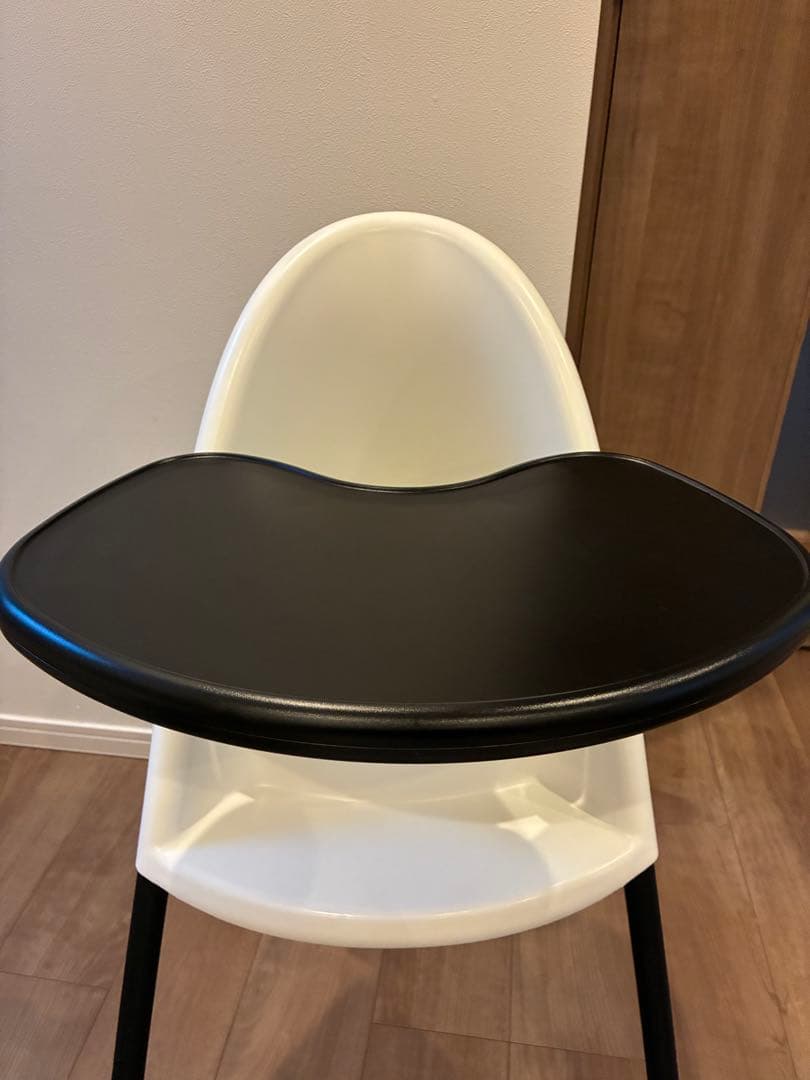 ベビービョルン　ハイチェア　ハーネス付き　取扱説明書・保証書付き