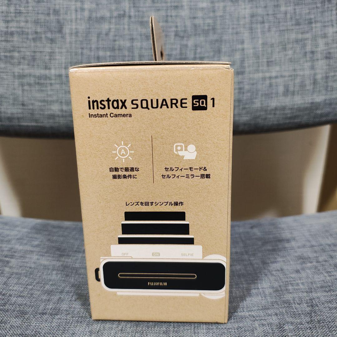 インスタックス　スクエア　SQ1 チョークホワイト　新品未使用品