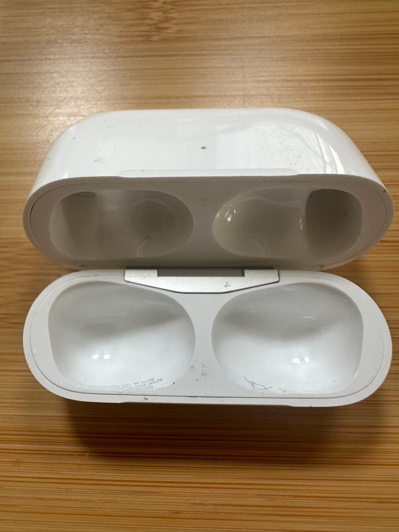 AirPods Pro2 ホワイト 充電ケース本体 左耳つき