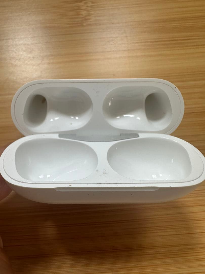 AirPods Pro2 ホワイト 充電ケース本体 左耳つき