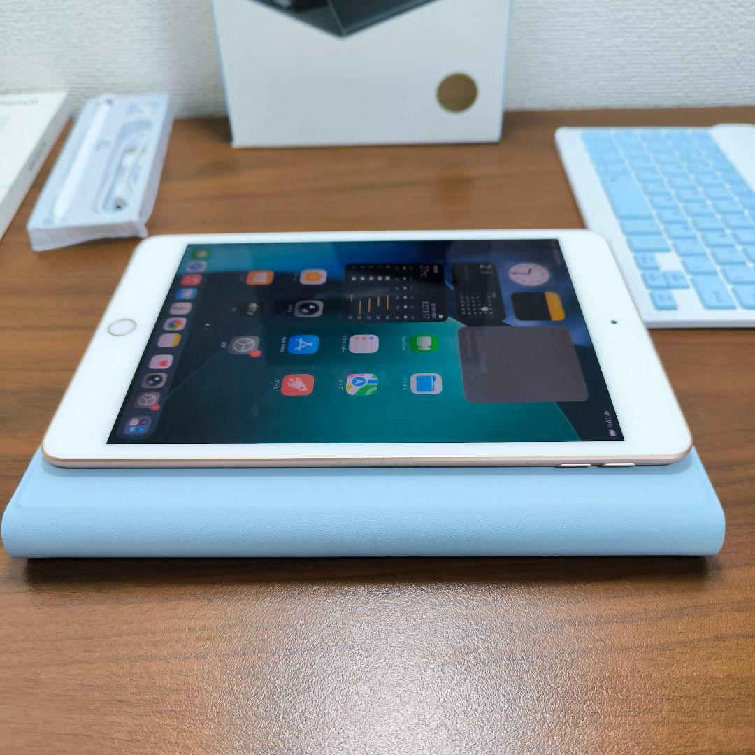 iPad Mini 第5世代 256GB、Keyboardとケース、タッチペン