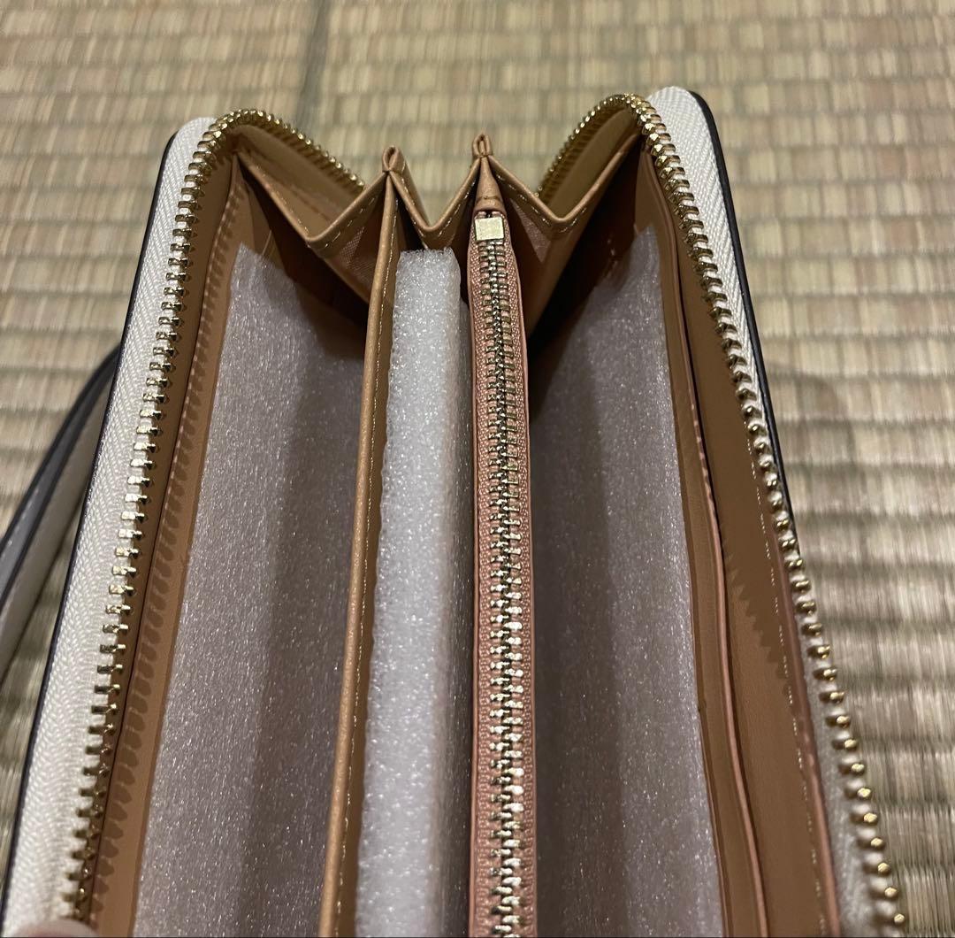 【新品未使用】COACH　長財布　C8695　SV/WT　ホワイト　花柄