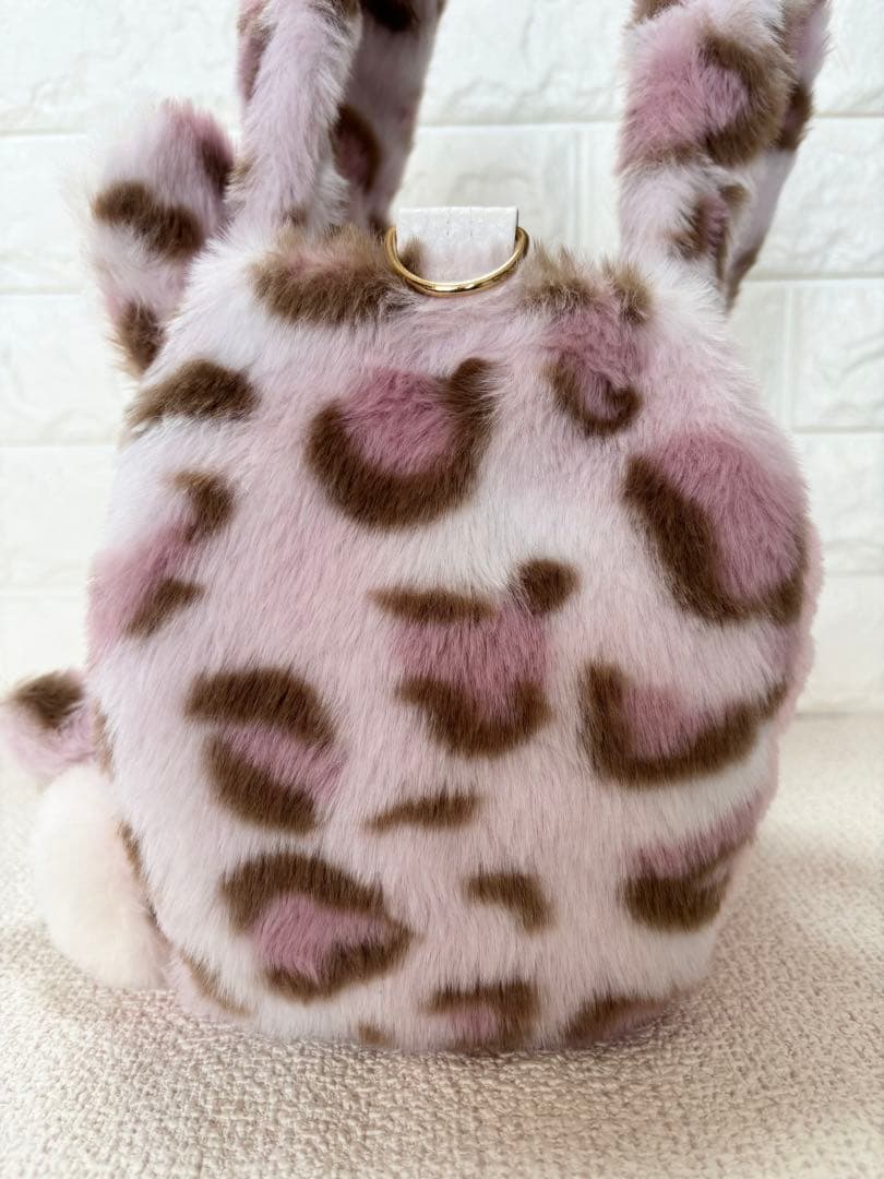 ね*】様 コヤンイサムチョン　ファーバッグ　ルミちゃん　ヒョウ柄ピンク　うさちゃ