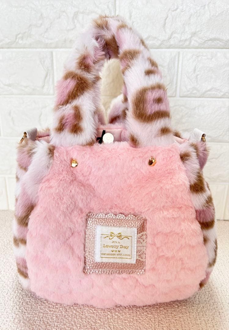 ね*】様 コヤンイサムチョン　ファーバッグ　ルミちゃん　ヒョウ柄ピンク　うさちゃ