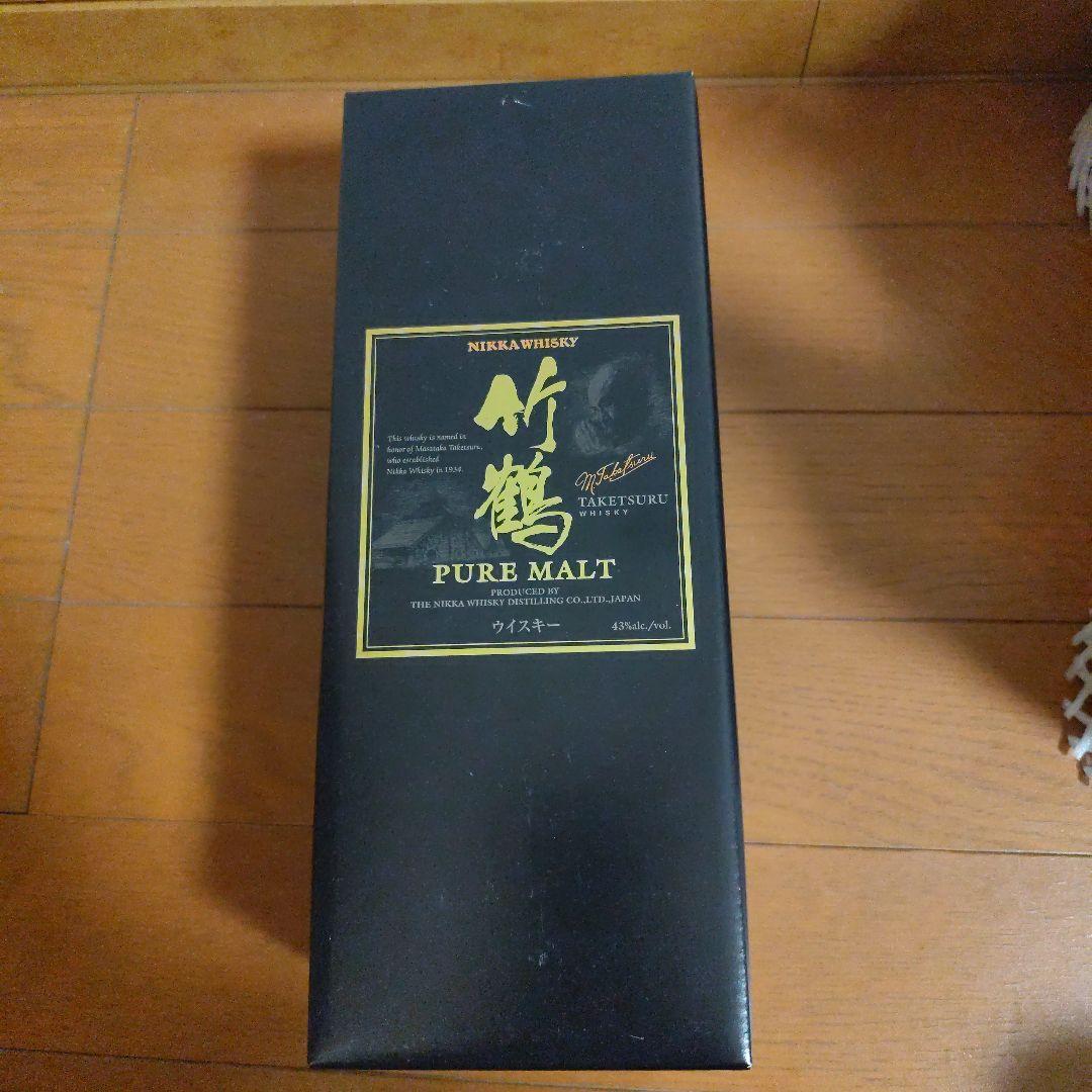 竹鶴　PURE MALT 700ml　黒ラベル