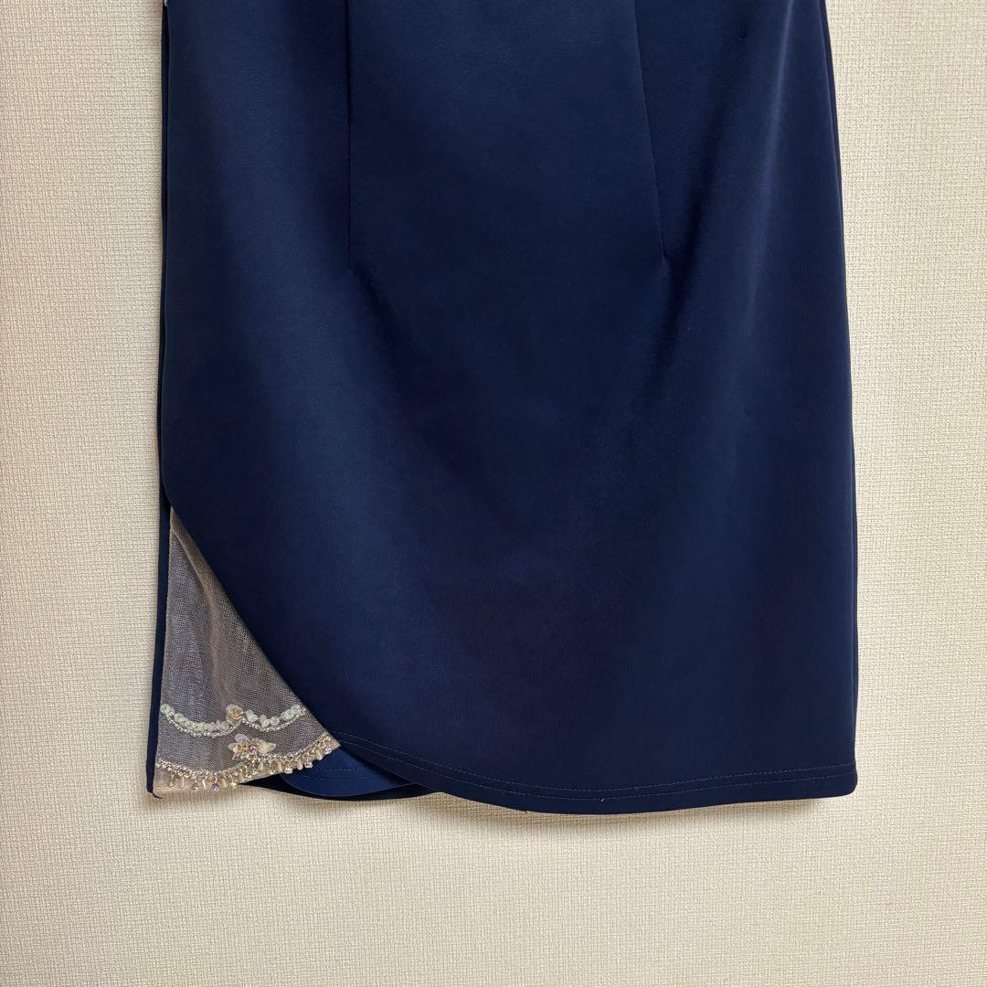 ホルターネック ネックチェーンバストタックビジュータイトミニドレス