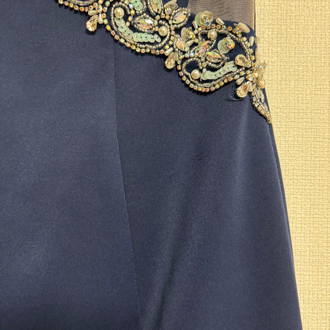 ホルターネック ネックチェーンバストタックビジュータイトミニドレス