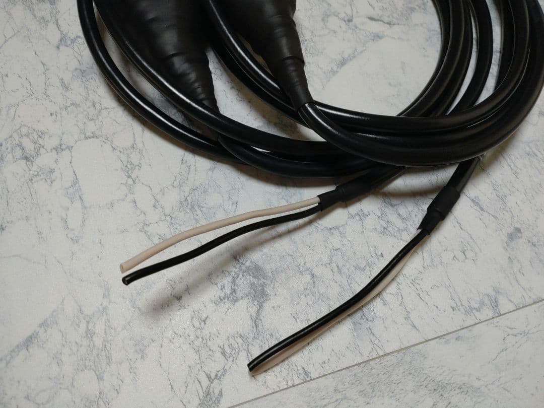 【最新作】1000段式カタパルト　スピーカーケーブル　2mペア　端末切りっぱなし