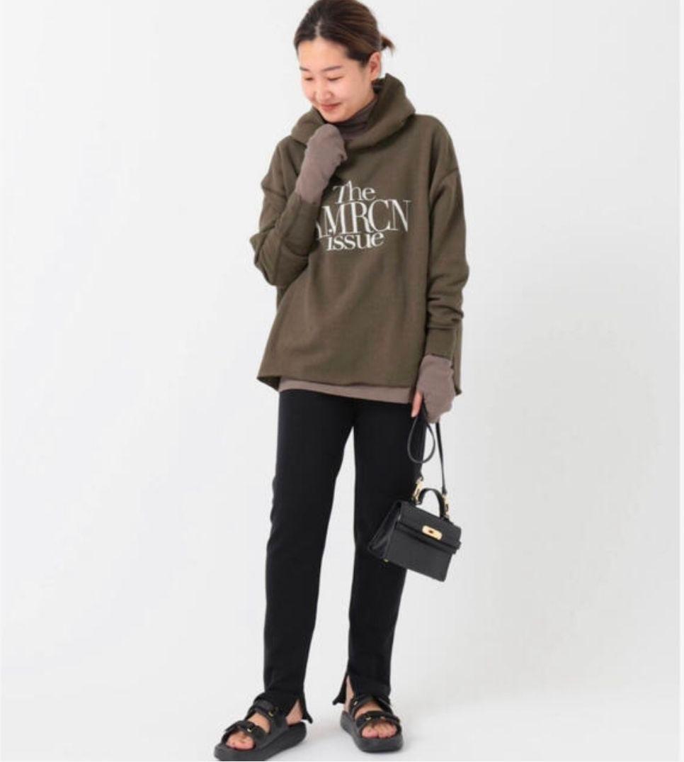 Deuxieme Classeドゥーズィエムクラス AMERICANA パーカー