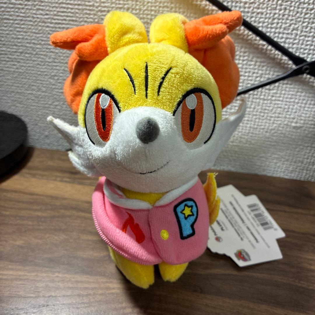 ポケセン WCS2025 アナハイム ぬいぐるみ　フォッコ